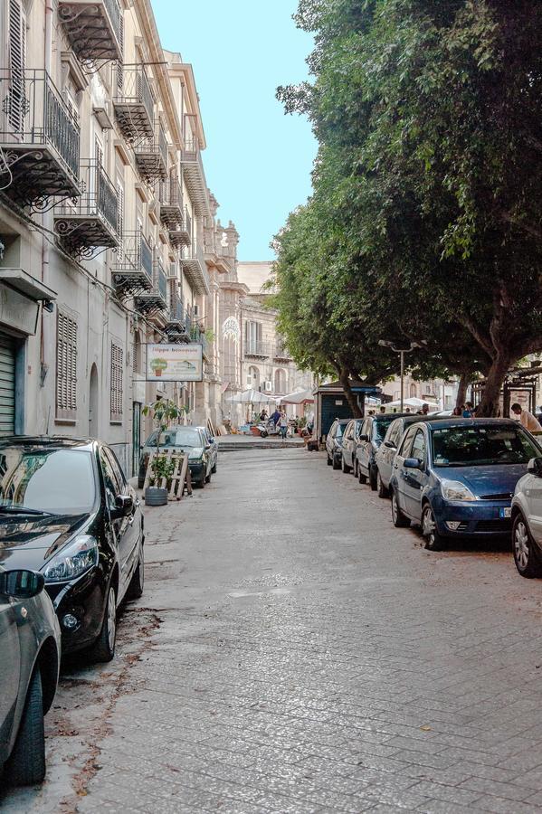 L'opera Buffa 2* Palermo